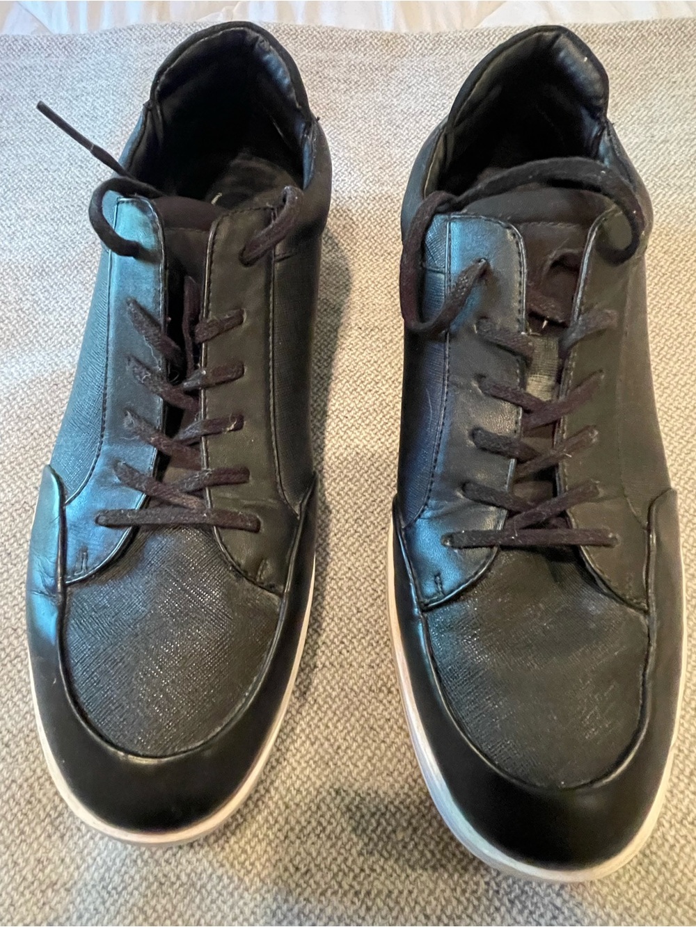 Calvin Klein Men's Black Casual Lace-Up Sneakers